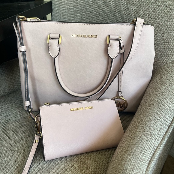 Set Michael Kors very femine in baby pink - Picture 2 of 11